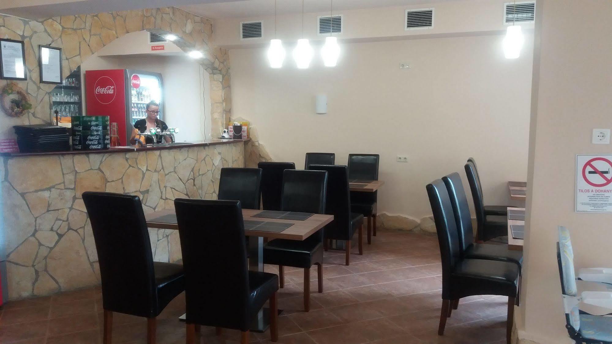 Siesta Club Apartman 하르카니 외부 사진